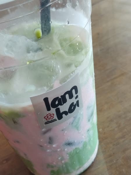 Ảnh bìa Làm Hơi Coffee