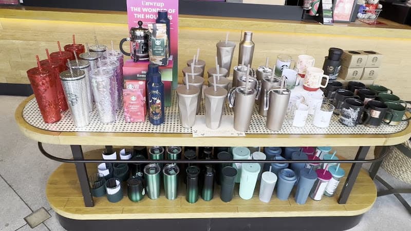 Hình ảnh Starbucks Bạch Đằng - 4