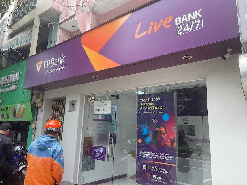 Ảnh bìa TPBank LiveBank Phan Xích Long Phú Nhuận