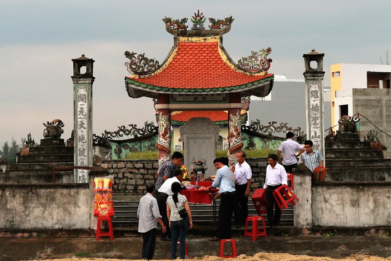 Hình ảnh DI TÍCH LỊCH SỬ CẤP THÀNH PHỐ (ĐÀ NẴNG): MỘ THỦY TỔ TỘC HUỲNH ĐỨC (THỊ AN) - 2