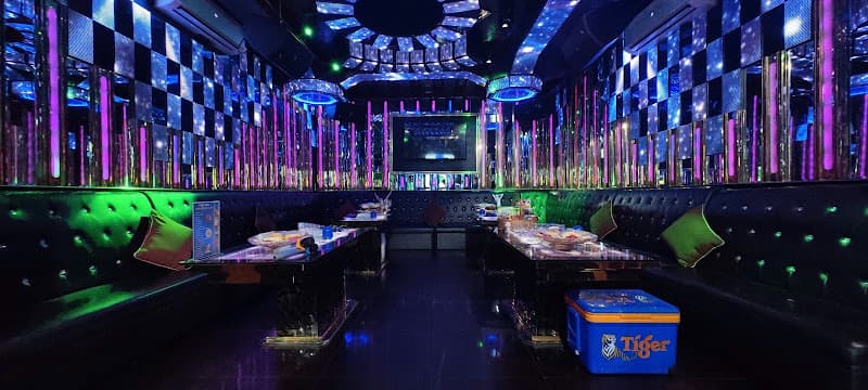 Ảnh bìa Karaoke DIAMOND