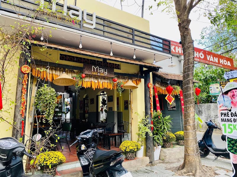 May Station (coffee & beer)