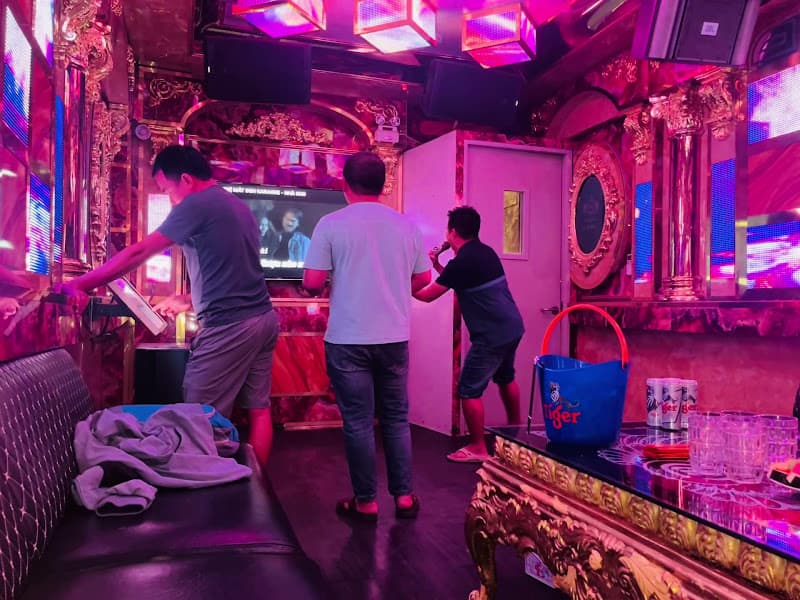 Hình ảnh Karaoke Ấn Tượng 2 - 5
