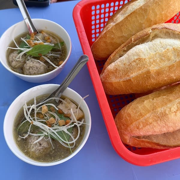 Hình ảnh Bánh Mì Xíu Mại 97 - địa chỉ ăn ngon chất lượng giá bình dân tại Đà Lạt - 3