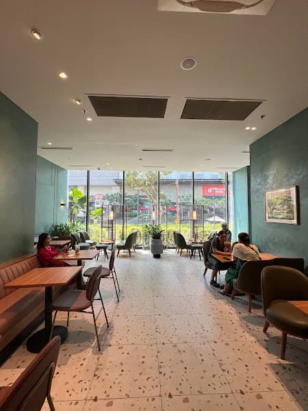 Hình ảnh Starbucks CII Tower - 2