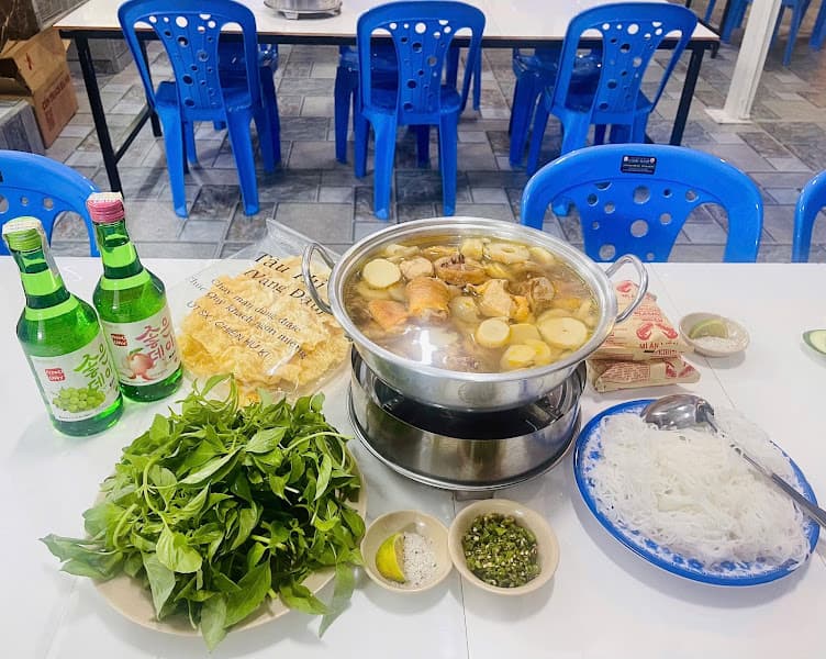 Hình ảnh Lẩu Gà Lá É Tao Ngộ - 2B Hoàng Hoa Thám - 4