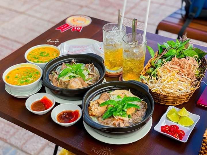 Hình ảnh Bún Bò Huế Việt - Việt Coffee & Food - 2