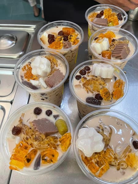 Hình ảnh CHÈ NGON NGÔ QUYỀN - coffe - chè - đồ ăn vặt - 4