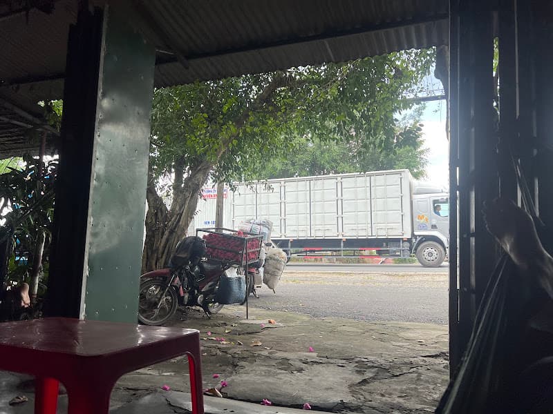 Hình ảnh Quán cà phê Mỹ Dung. Điểm dừng chân mát mẻ - 2
