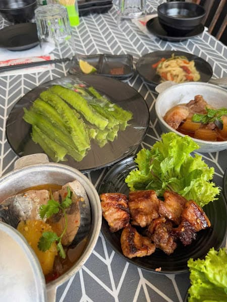 Hình ảnh Nhà H’răng - Tiệm ăn gia đình - 4