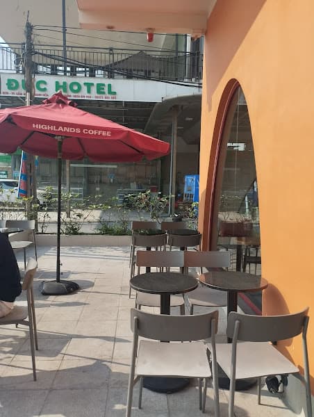 Ảnh bìa Highlands Coffee Bãi biển Sầm Sơn Thanh Hóa