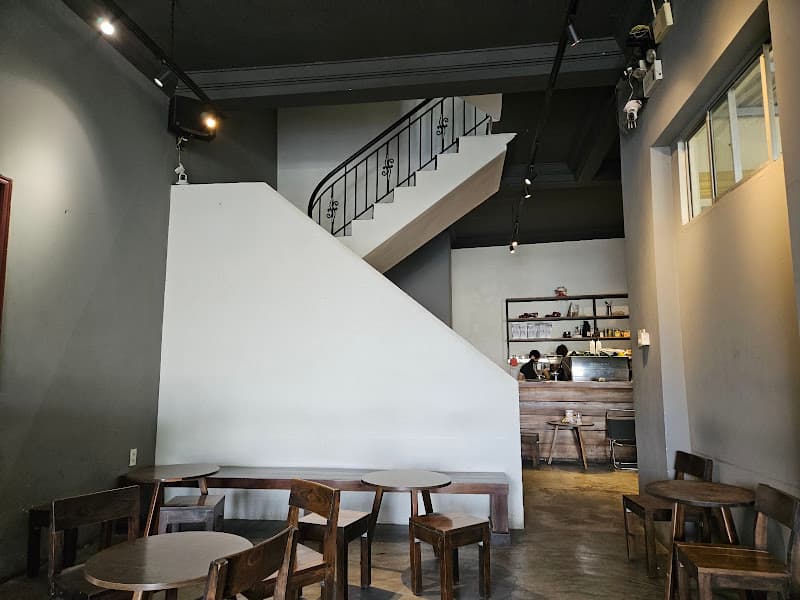 Hình ảnh D House & Coffee - 5