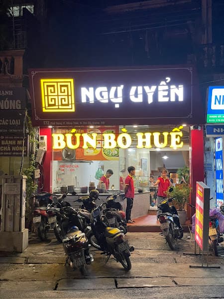 Ảnh bìa BÚN BÒ HUẾ NGỰ UYỂN 172 PHỐ VỌNG