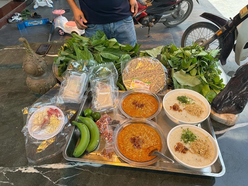 Hình ảnh Hủ tiếu - Gỏi cá trích Cẩm Tiên - 5