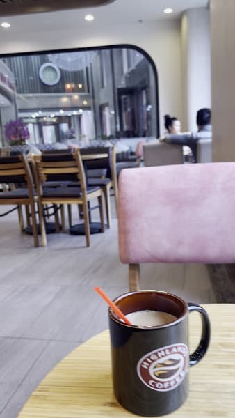 Hình ảnh Highlands Coffee CIC Luxury Lào Cai - 3