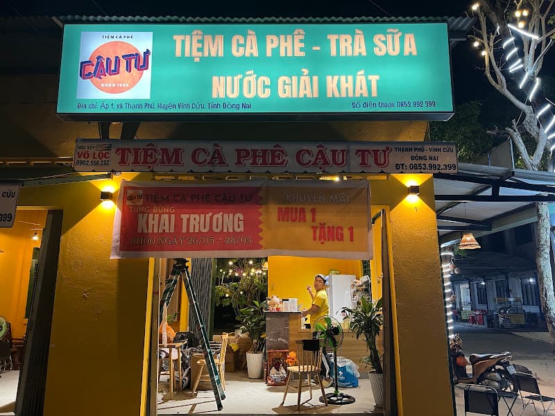Tiệm Cà Phê Cậu Tư