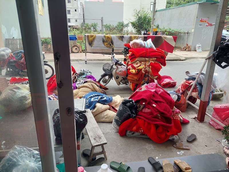 Hình ảnh Giặt Là Thưởng Quyên - 3