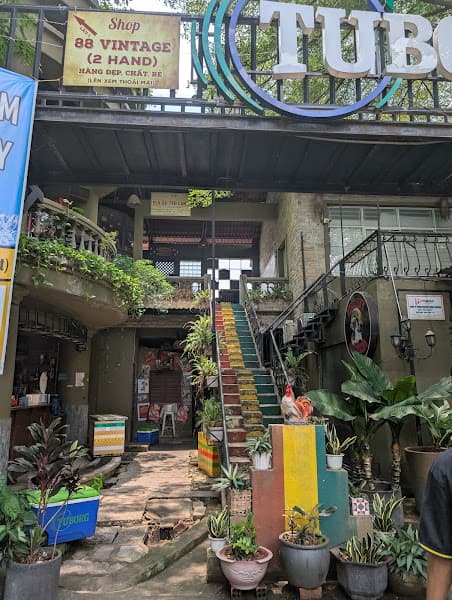 Hình ảnh Gà Tiềm Nhà Đôi 1 - 3