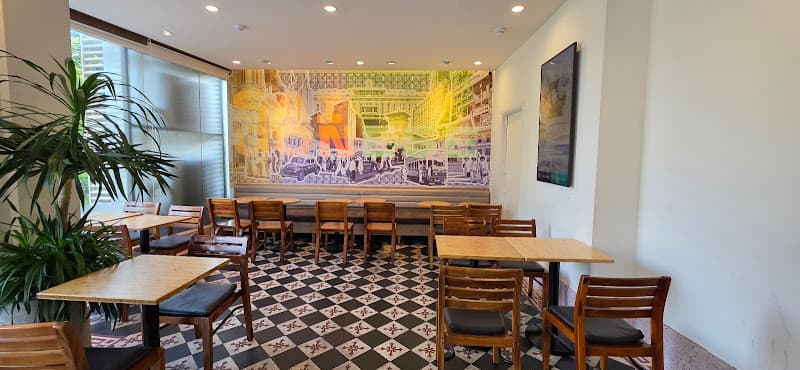 Hình ảnh Highlands Coffee – Liberty Saigon Greenview - 4