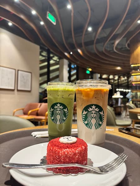 Hình ảnh Starbucks Hikari - 4