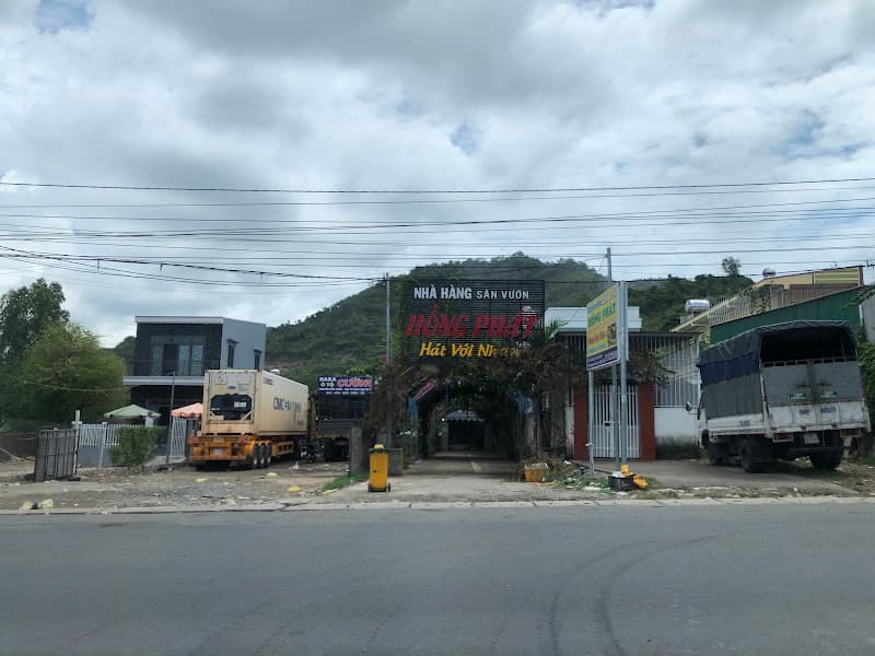 Ảnh bìa Nhà hàng sân vườn Hồng Phát