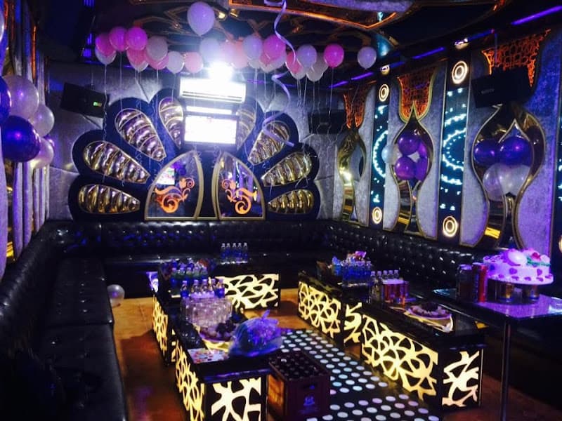 Hình ảnh Karaoke Family - 4