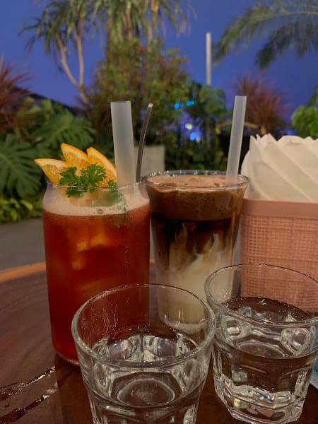 Hình ảnh Aries Rooftop Cafe - 2