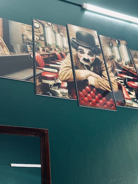 Hình ảnh FRIDAY BARBER HOUSE - Tiệm tóc nam - 3