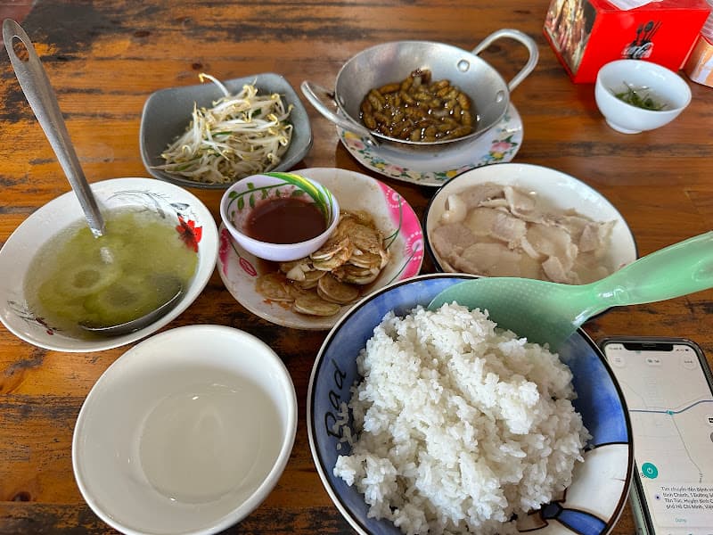 Hình ảnh Quán cơm Phúc Hậu +cape tất cả nước giải khát - 4