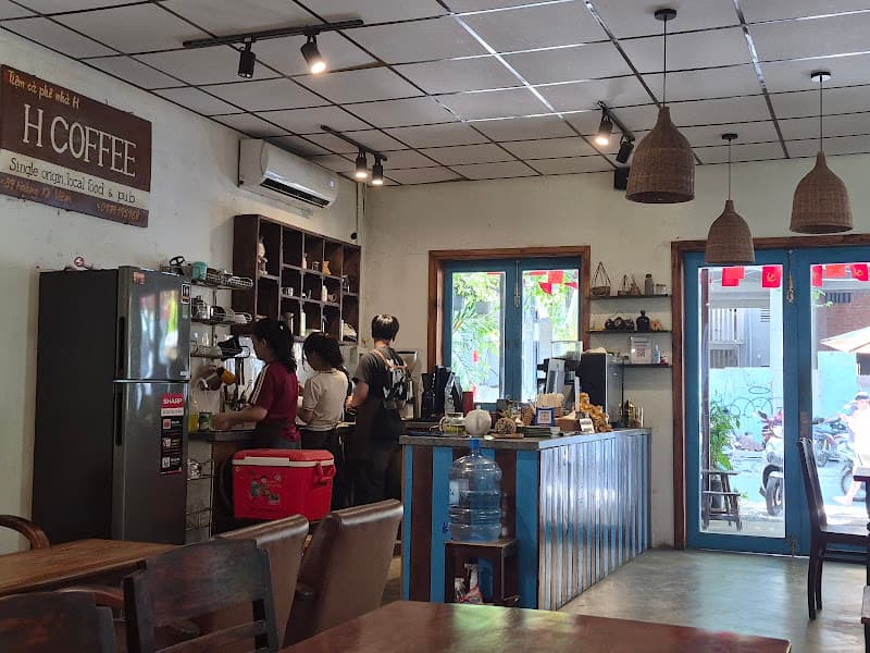Hình ảnh H Coffee - 3