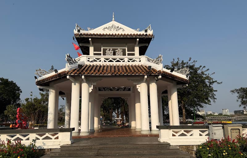 Tiểu đình Thương Bạc