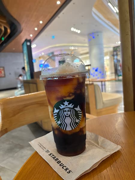 Hình ảnh Starbucks Estella - 3