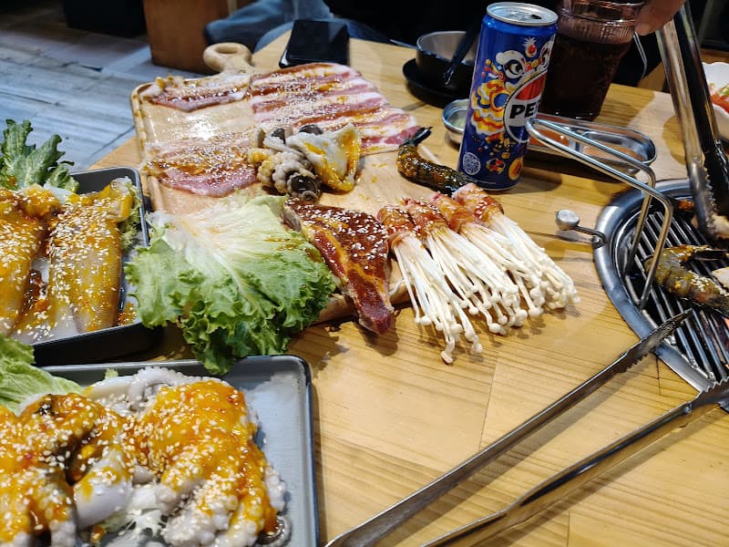 Hình ảnh SOJU BBQ - Buffet Lẩu Nướng Hàn Quốc BMT - 3