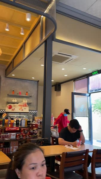 Hình ảnh Highlands Coffee 78 Nguyễn Huệ - Huế - 2