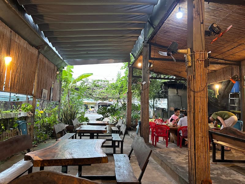 Ảnh bìa Quán Gà Bà Bộ