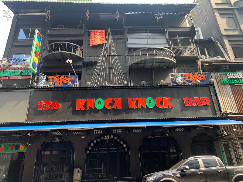 Ảnh bìa Bánh căn