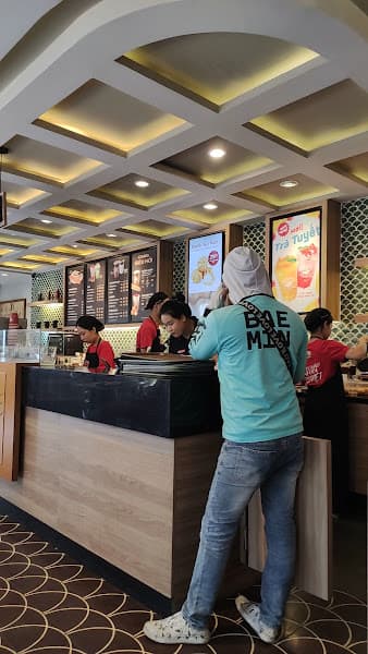 Hình ảnh Highlands coffee 129 Thai Thinh - 4