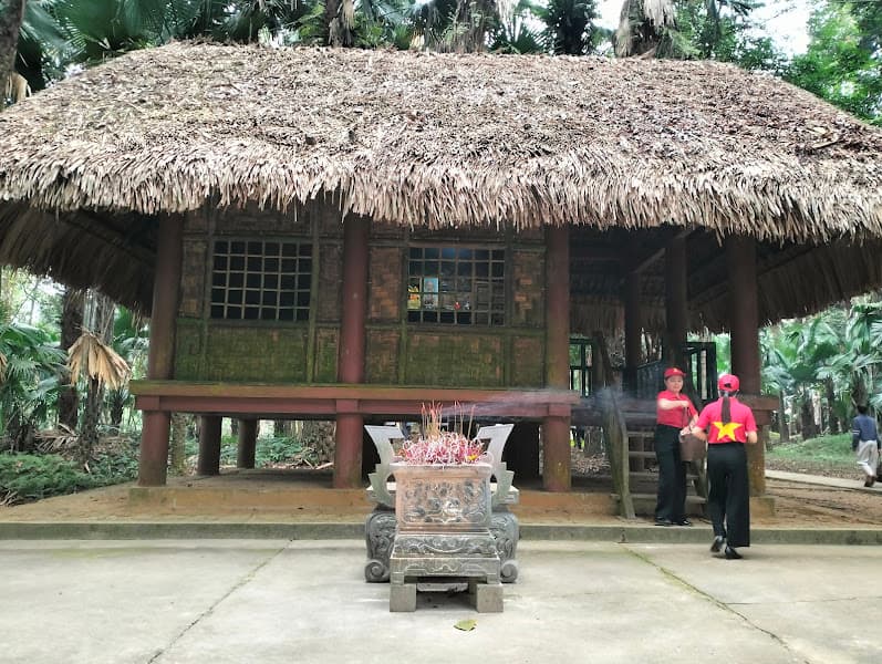 Khu Di tích Lịch sử xã Kim Bình