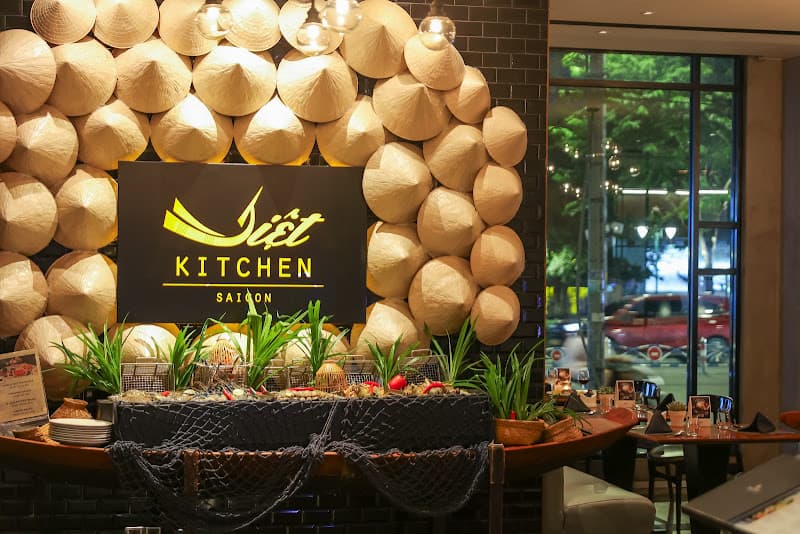 Hình ảnh Viet Kitchen - International Vietnamese Restaurant - 4