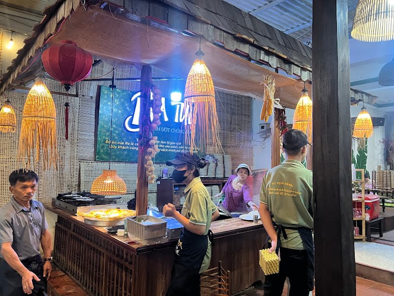 Ảnh bìa Ba Tui - Bánh Ướt Chồng Dĩa BMT