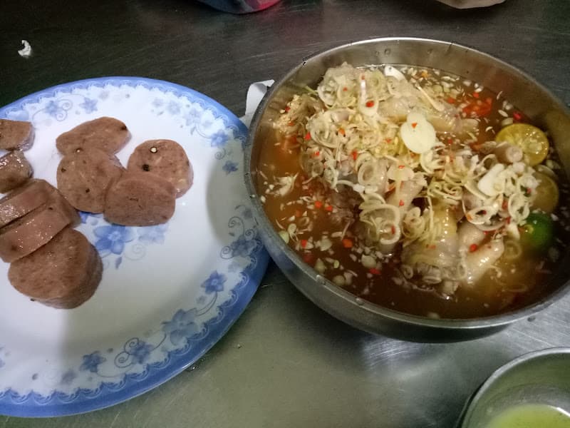 Hình ảnh Bún Bò Huế Định Quán (Mì Quảng) - 3