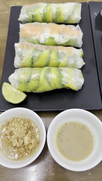 Hình ảnh Moc Le restaurant pho, spring rolls, bread - 7