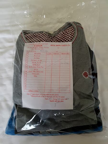 Hình ảnh GIẶT ỦI SẤY HẤP CLEAN SHOP - 5