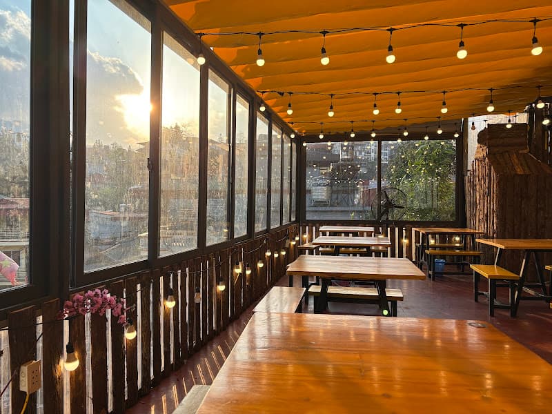 Hình ảnh Tiệm Gà Tuk Tuk Sapa - 3