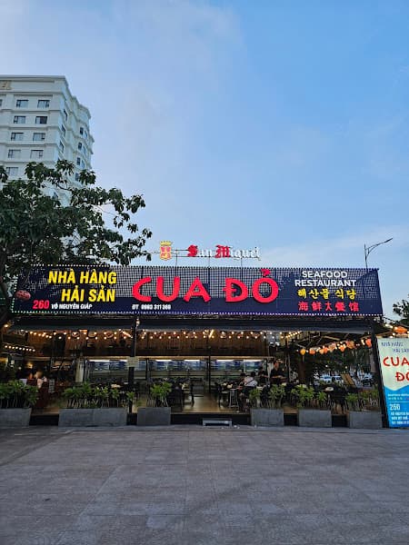 Nhà hàng hải sản Cua đỏ