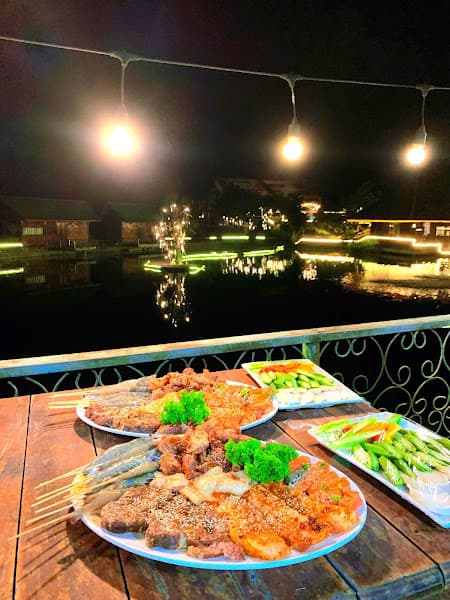 Hình ảnh Nhà hàng Huy Hoàng(Hồ Quán cũ) - 4