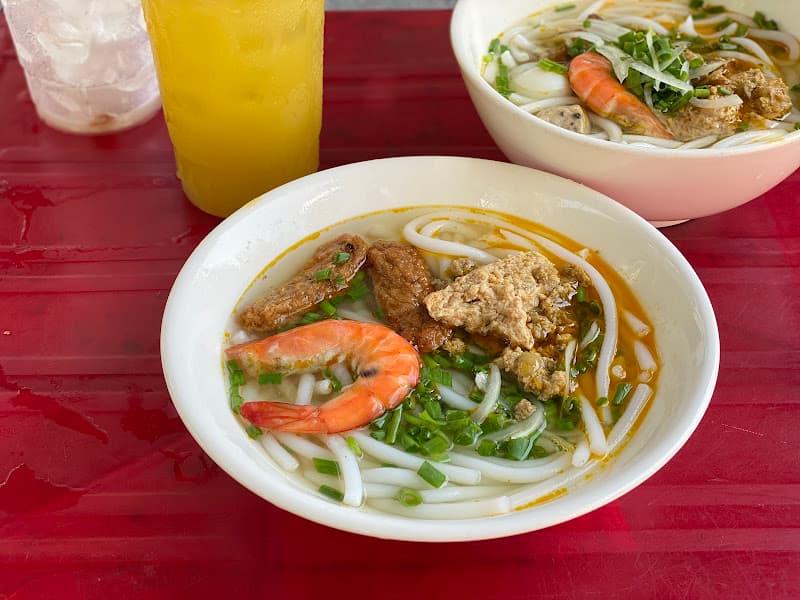 Bánh canh riêu cua