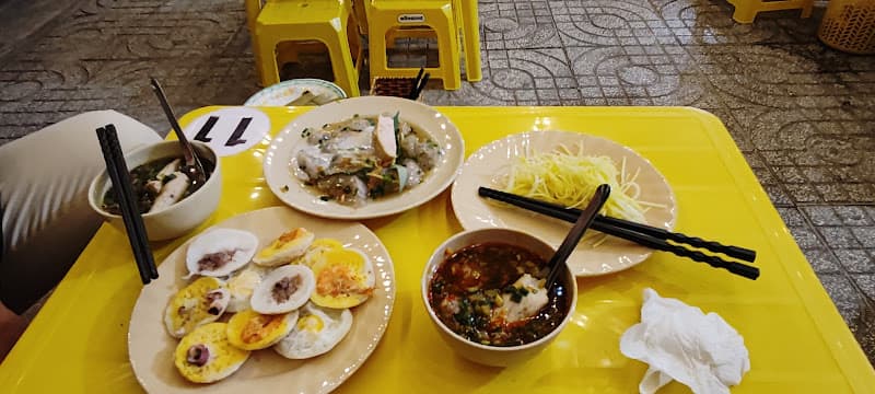 Hình ảnh Bánh Căn Cô Ngọc - 4