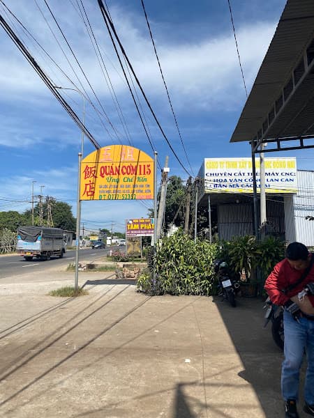 Quán Cơm 115 Ửng Chệ Kín