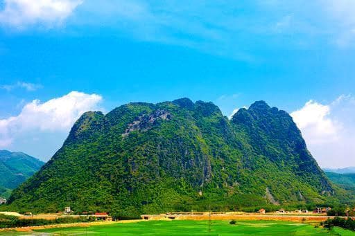 Ảnh bìa Núi Mằn